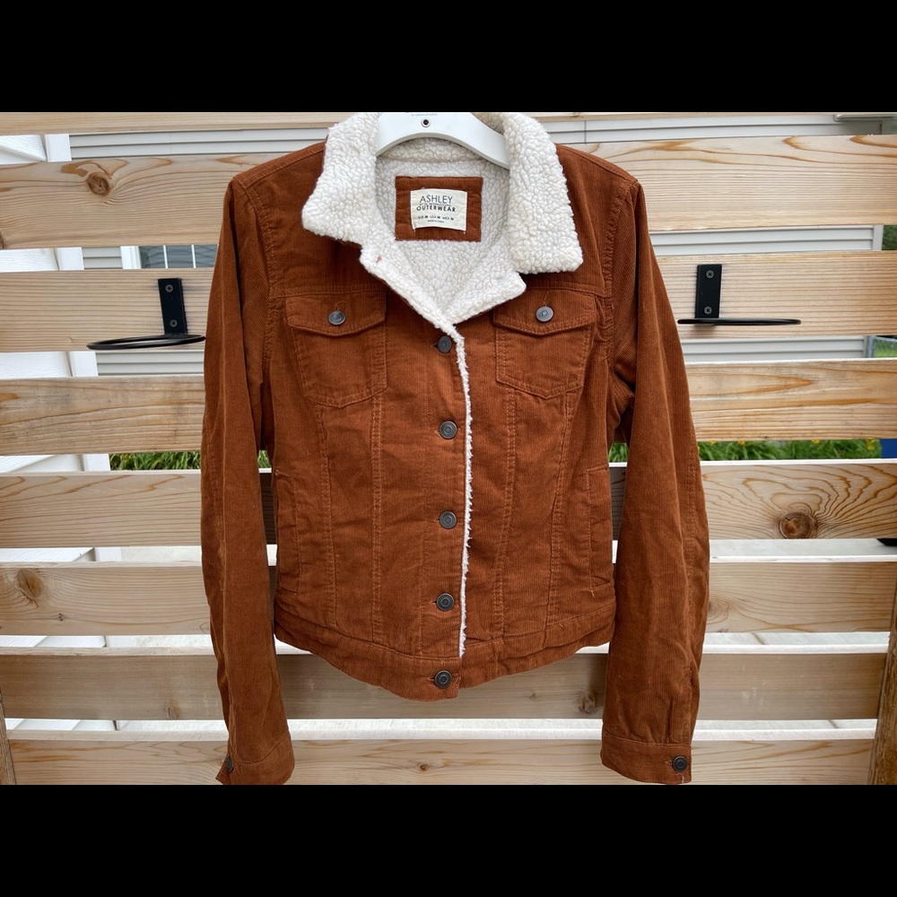ROOLEE Outerwear